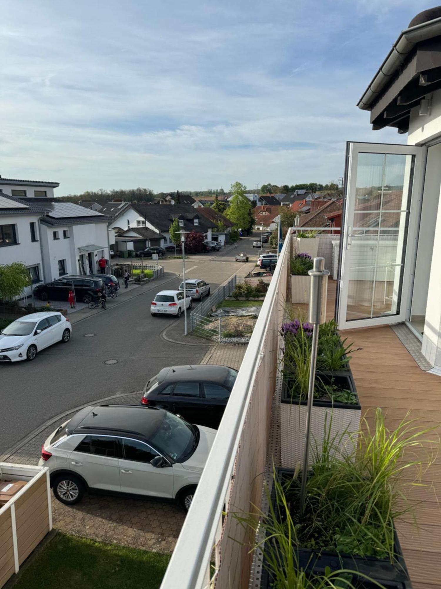 Spacy 3 Bedroom Plus Sleeping Couch Apartment Work&Travel Close To Heidelberg Dielheim Exterior foto